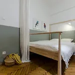 Next To Opera House A26 Apartman *